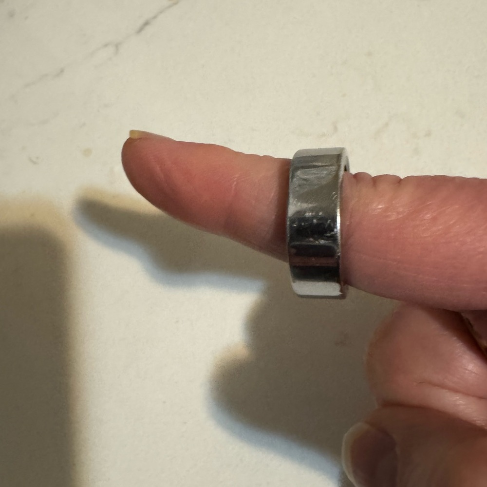 Oura Silver Heritage Ring - Picture 5 of 6